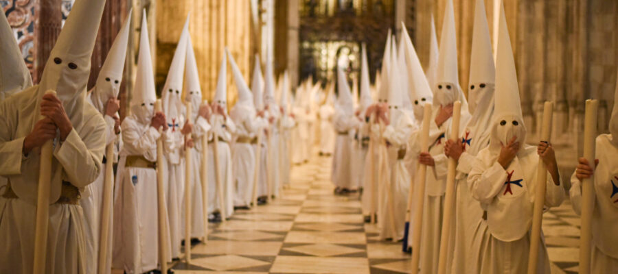 Consulta de puesto e instrucciones para el Martes Santo 2026